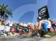 NEWS - Trauer: Einen Monat nach Attentat auf Club Pulse in Orlando