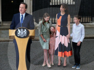 NEWS - Die jüngste Tochter Camerons ist traurig über den Auszug aus der Downing Street