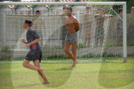 PEOPLE - Gigi Buffon spielt Fussball mit Kindern in Marina di Massa
