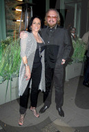 PEOPLE - Die Gibb Familie an der Sony Music Summer Party in London