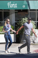 PEOPLE - Emily Blunt und John Krasinski nach der Geburt ihres zweiten Kindes in LA unterwegs