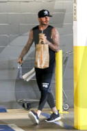 EXKLUSIV - David Beckham kauft gesund ein in West Hollywood 