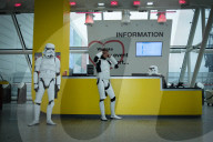 FEATURE - 'Star Wars' Kostum Konvention in Grossbritannien