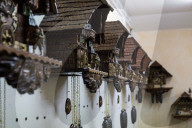 REPORTAGE - Kuckucksuhren Produktion in Titisee Neustadt 