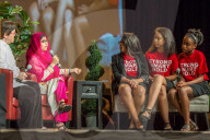 NEWS - Malala Yousafzai hält in Omaha eine Rede