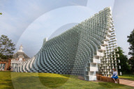 PORTRAIT - Serpentine Pavillion vom dänischen Architekten Bjarke Ingels