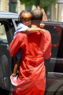 PEOPLE - Papi-Tag: Tyga verbringt Zeit mit Sohnemann King Cairo