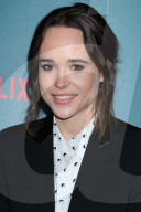PEOPLE - Wahre Grösse: Ellen Page "schrumpft" neben ihren Schauspiel-Kolleginnen