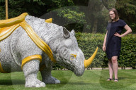 FEATURE - Es steht ein Nashorn im Park von Yorkshire