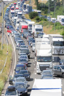 NEWS - Dover versinkt im Stau vor der Grenze zu Frankreich
