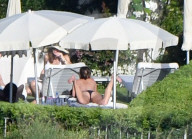 EXKLUSIV - Jennifer Aniston geniesst Ferien in Ravello