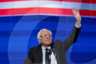 NEWS - US-Wahlen: Bernie Sanders wirbt für Hilary Clinton