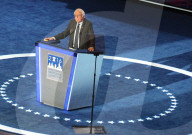 NEWS - US-Wahlen: Bernie Sanders wirbt für Hilary Clinton