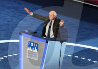 NEWS - US-Wahlen: Bernie Sanders wirbt für Hilary Clinton