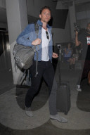 PEOPLE - Tom Hiddleston fliegt zurück nach LA