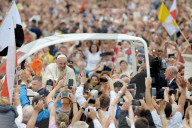 NEWS - Papst Franziskus zu Besuch in Polen