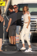 PEOPLE - Gigi Hadid in voller Aktion für ein Tommy Hilfigre Shooting