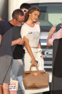 PEOPLE - Gigi Hadid in voller Aktion für ein Tommy Hilfigre Shooting