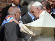 NEWS - Polen: Papst Franziskus besucht das Vernichtungslager Auschwitz 
