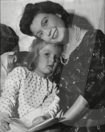 PEOPLE - Sylvia Peters im Alter von 90 Jahren gestorben
