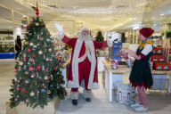 FEATURE - Es kann nie früh genug sein! Selfridges eröffnet den Christmas Shop