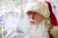 FEATURE - Es kann nie früh genug sein! Selfridges eröffnet den Christmas Shop