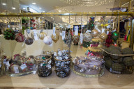 FEATURE - Es kann nie früh genug sein! Selfridges eröffnet den Christmas Shop