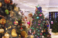 FEATURE - Es kann nie früh genug sein! Selfridges eröffnet den Christmas Shop