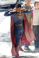 PEOPLE - Tyler Hoechlin spielt Superman in "Supergirl"