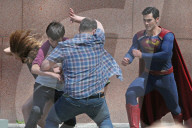 PEOPLE - Tyler Hoechlin spielt Superman in "Supergirl"
