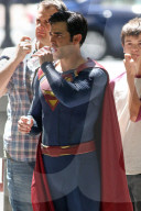 PEOPLE - Tyler Hoechlin spielt Superman in "Supergirl"
