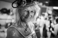 NEWS - Frauen für Hillary Clinten - Impressionen in Schwarz-Weiss