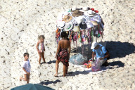 OLYMPIA 2016 - Die Kinder von Gisele Bundchen mit ihrer Nanny am Beach von Rio