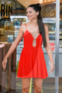 EXKLUSIV - Adriana Lima beim Interview in Ipanema