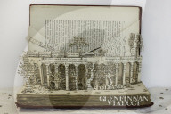 FEATURE - Glenfinnan Viadukt Buch Skulptur in Schottland