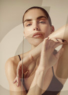 PORTRAIT - Hilary Rhoda