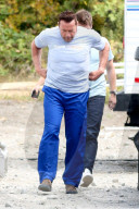 PEOPLE - Arnold Schwarzenegger trägt einen BH