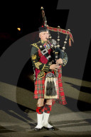 FEATURE - Riesenspektakel: Royal Military Tatto in Edinburgh