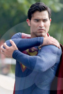 PEOPLE - Hat Superman alias Tyler Hoechlin hier zu weit ausgeholt?