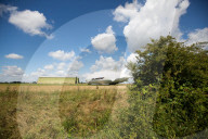 NEWS - Cardington: Hybridluftschiff "Airlander" verlässt den Hangar