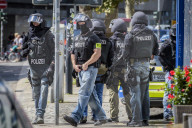 NEWS - Saarbrücken: Sondereinsatzkommando stürmt Lokal 