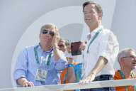 PEOPLE - König Willem Alexander eifert in Rio mit den Ruderern mit