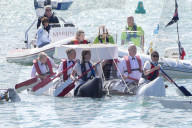 FEATURE - Bunte Vögel am 'Raft Race' in Dorset