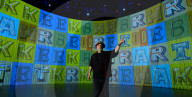 FEATURE - 'Curtain Call' von Ron Arad im Roundhouse in London