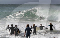 FEATURE - Wellenreiten an den Snapper Rocks