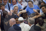 NEWS - Rom: Papst Franziskus zum Anfassen