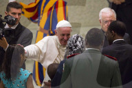 NEWS - Rom: Papst Franziskus zum Anfassen