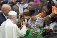 NEWS - Rom: Papst Franziskus zum Anfassen
