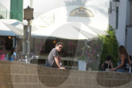 PEOPLE - Matt Dillon zusammen mit seiner Freundin in Italien