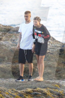 EXKLUSIV - Justin Bieber und Sofia Richie 'hängen zusammen' am Laguna Beach